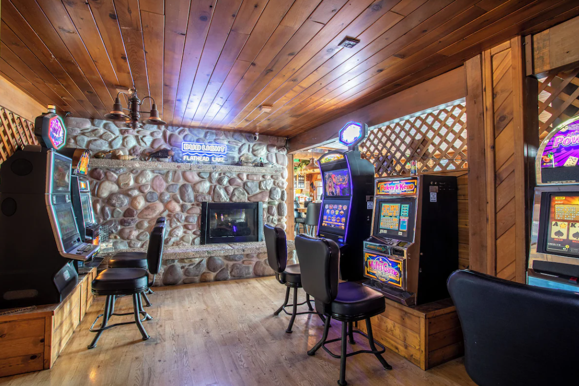 Your best casino-hotel with  Velvetcoasthotel 